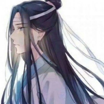 女子穿睡衣买12万黄金首饰店主报警